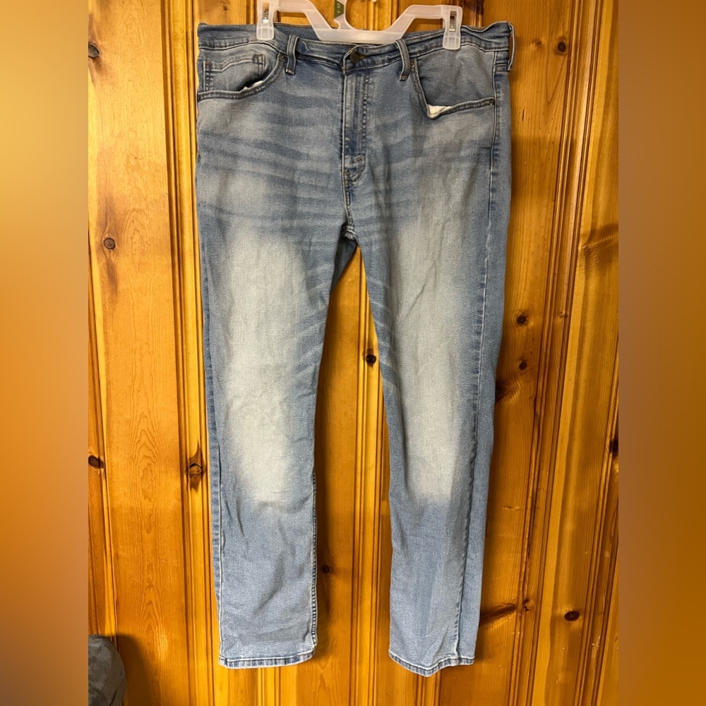 Levi jeans